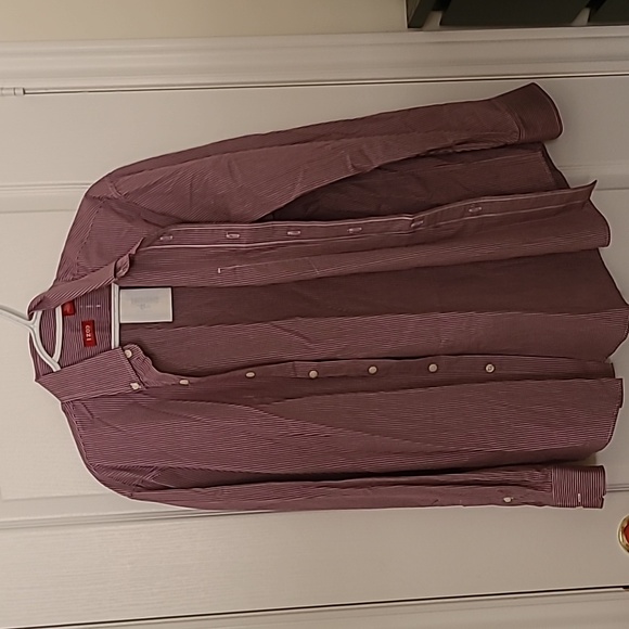 Dress shirt - Picture 1 of 1